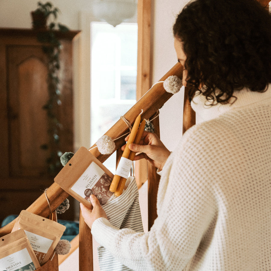 Bougies à la cire d'abeille - Les Mauvaises Herbes