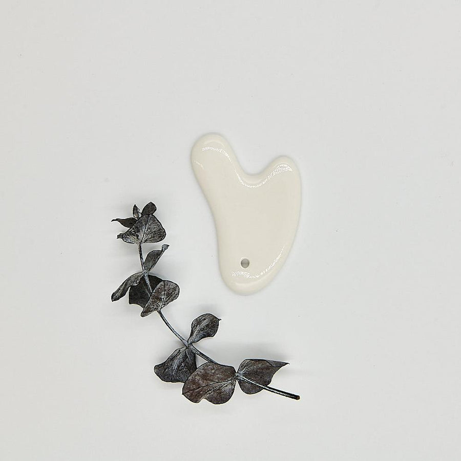 Pierre à gua sha - Les Mauvaises Herbes