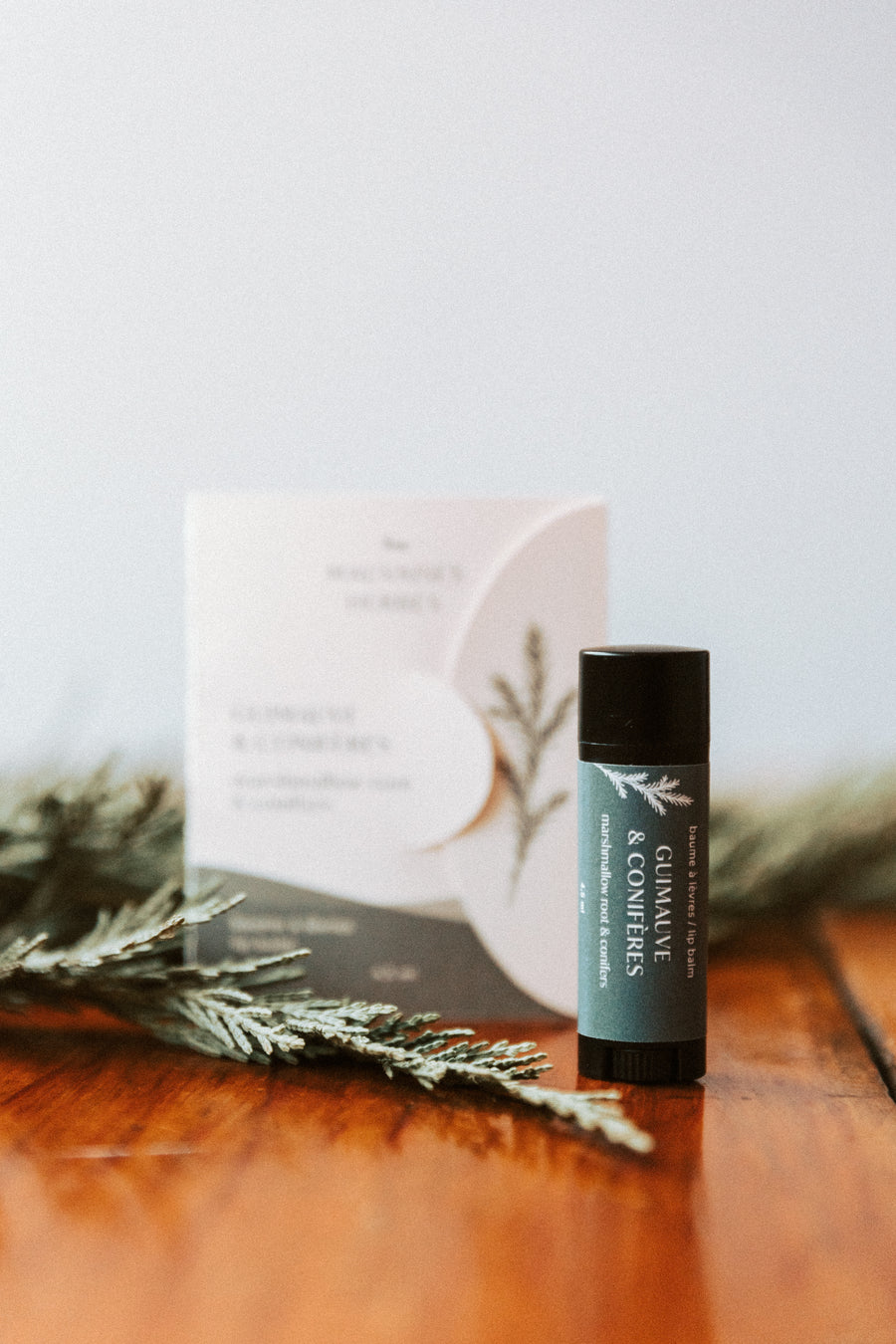 Baume à lèvres - guimauve et conifères - Les Mauvaises Herbes