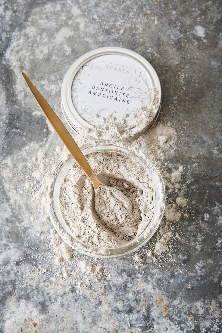 Argile bentonite américaine - Les Mauvaises Herbes