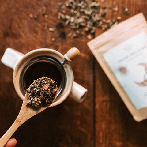 Tisane des lunes - achillée et framboisier - Les Mauvaises Herbes