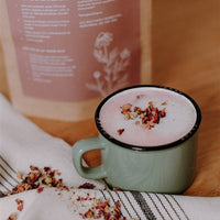 Latté nocturne rose - rose et camomille - Les Mauvaises Herbes